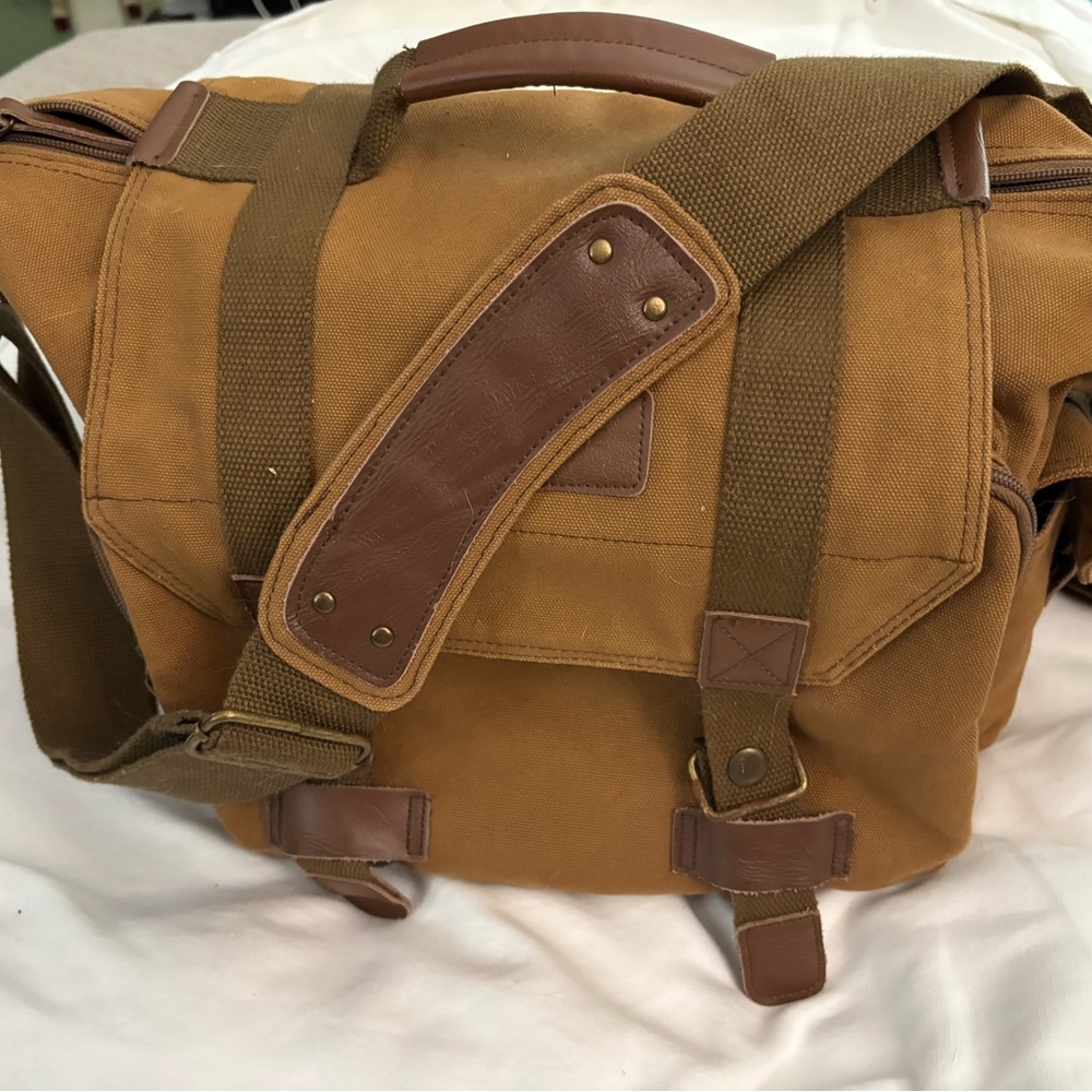 Brown Canvas Messenger Camera Bag